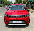 Mahindra XUV300 1.2 W8 (O)