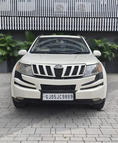 Mahindra XUV500 [2011-2015] W8...