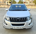Mahindra XUV500 [2015-2018] W10