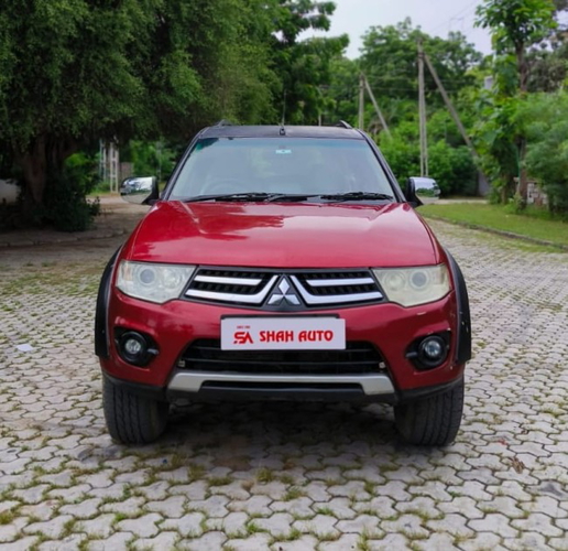 Mitsubishi Pajero Sport 2.5 AT...