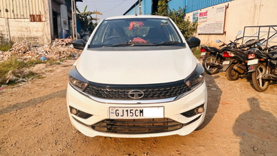 Tata Tiago [2016-2020] Revotro...