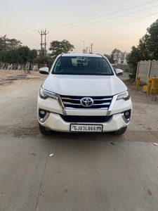 Toyota Fortuner 2.8 Diesel 4x2...