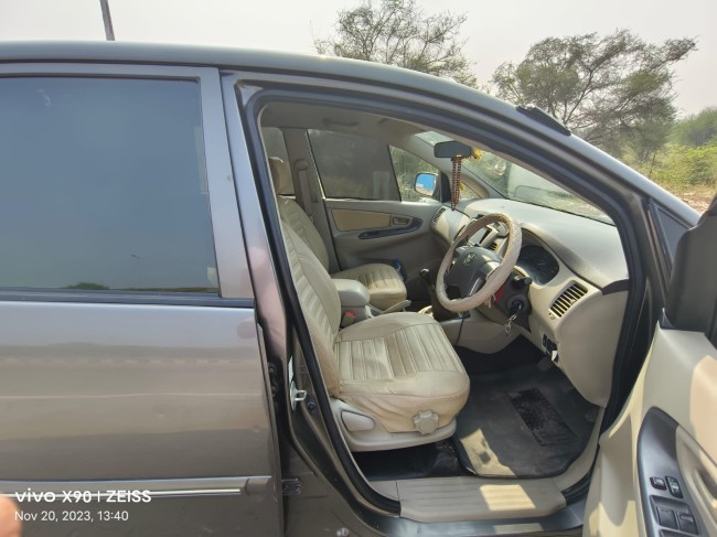 Toyota Innova [2012-2013] 2.5...